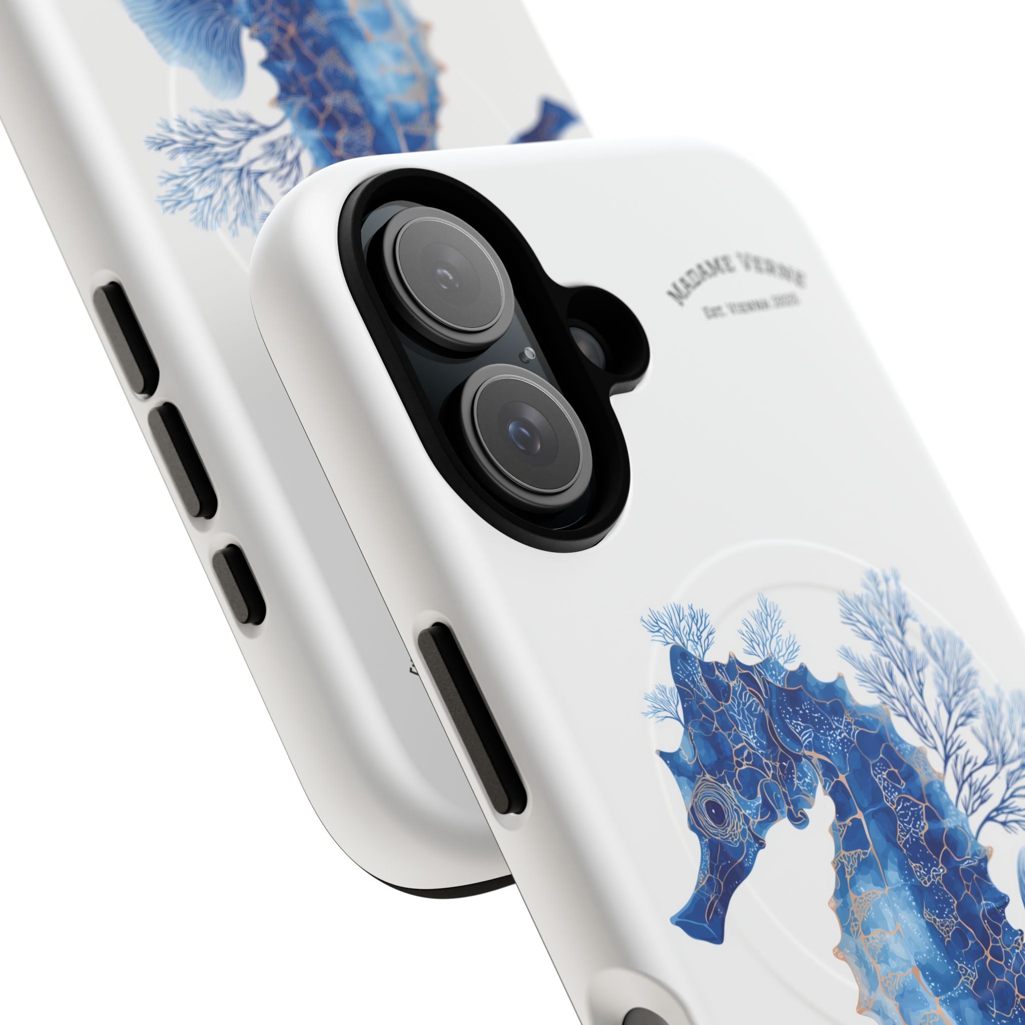 MagSafe iPhone-Schutzhülle "Azure Sentinel" - Opal Depths No. 32