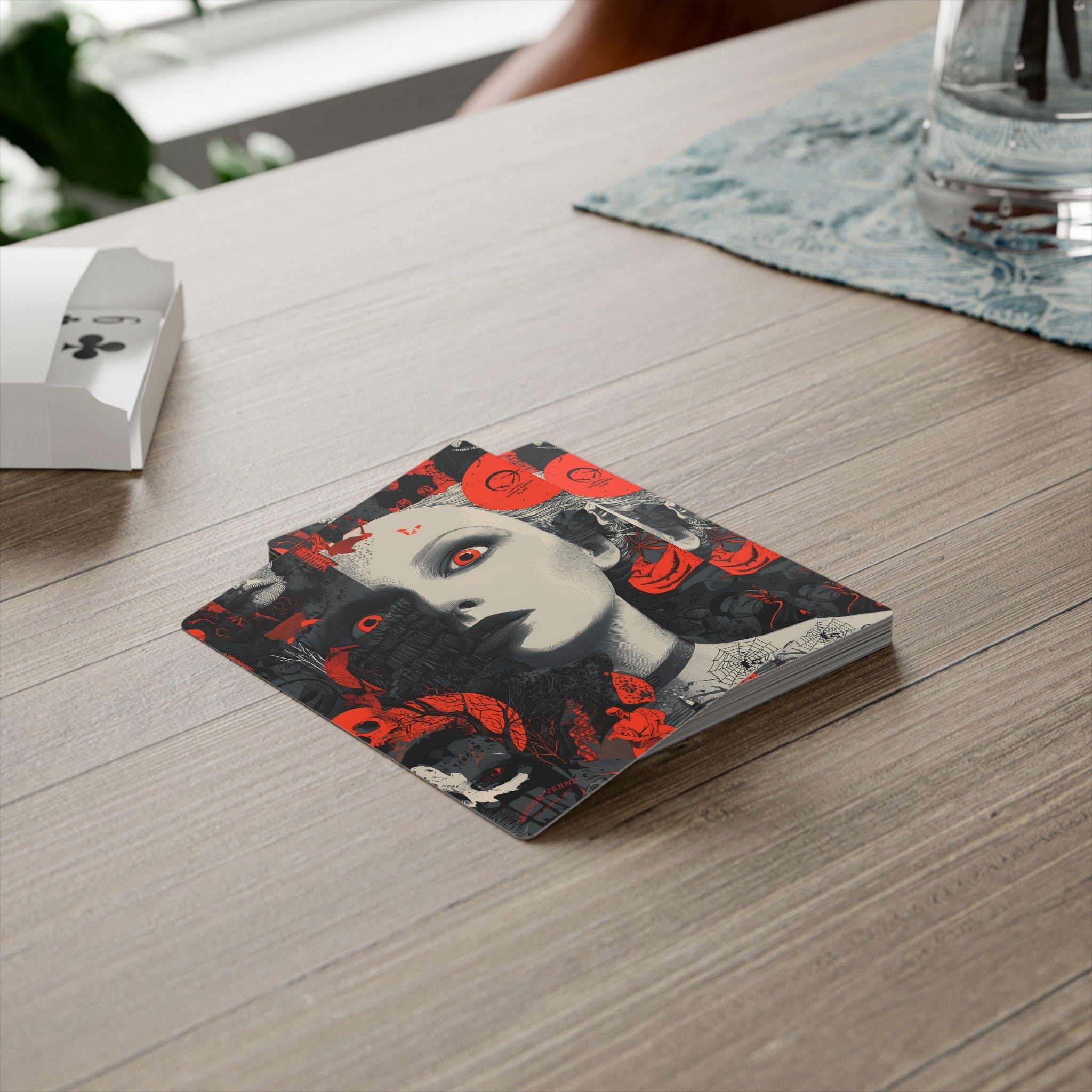 Maison Verne Halloween Ltd. Edition Poker Karten "Crimson Gaze" - 🎃👻 Wicked Elegance No. 71 👻🎃
