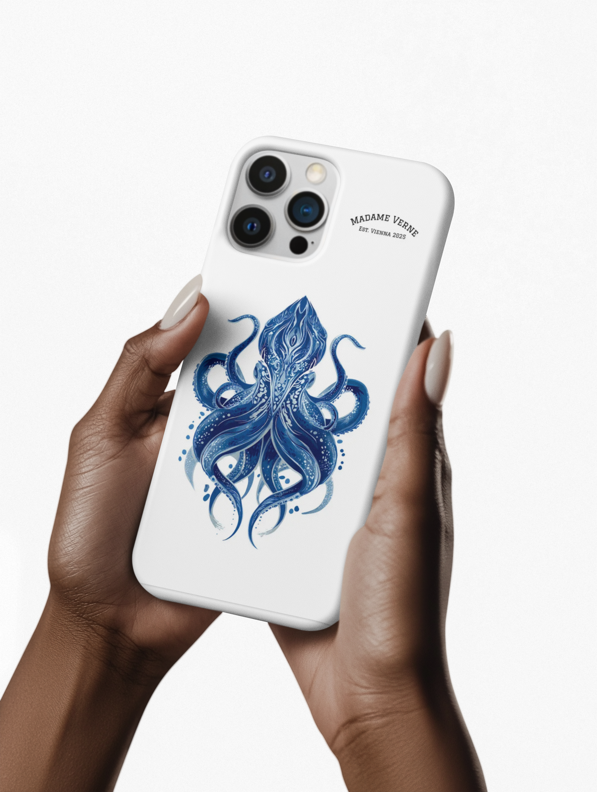 MagSafe iPhone-Schutzhülle "Deep Blue Bloom" - Opal Depths No. 32