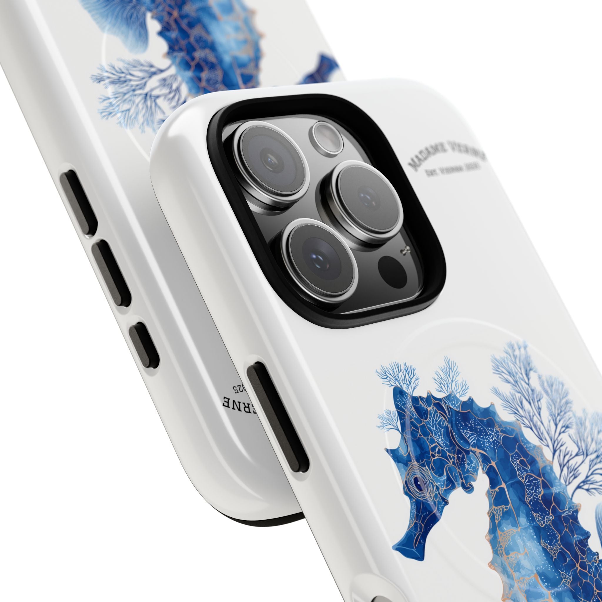 MagSafe iPhone-Schutzhülle "Azure Sentinel" - Opal Depths No. 32